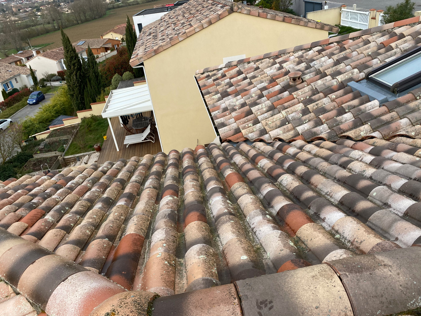 démoussage et hydrofugation imperméable des tuiles à Lauzerville