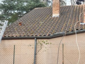Nettoyage et démoussage toiture toulouse / avant | Nettoyage toiture Toulouse / après